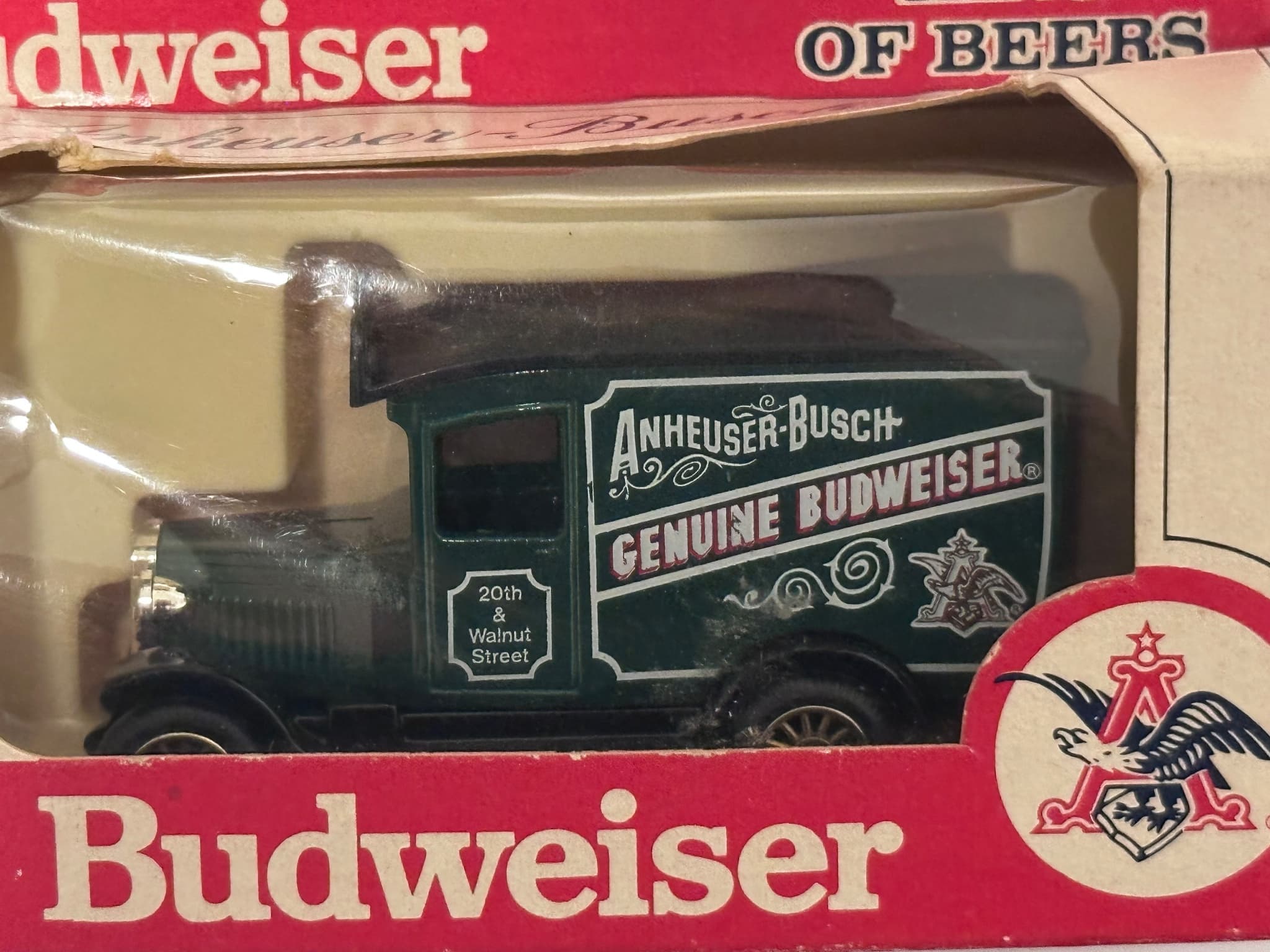 Lledo 1/64 Model Car “King of Beers” 3