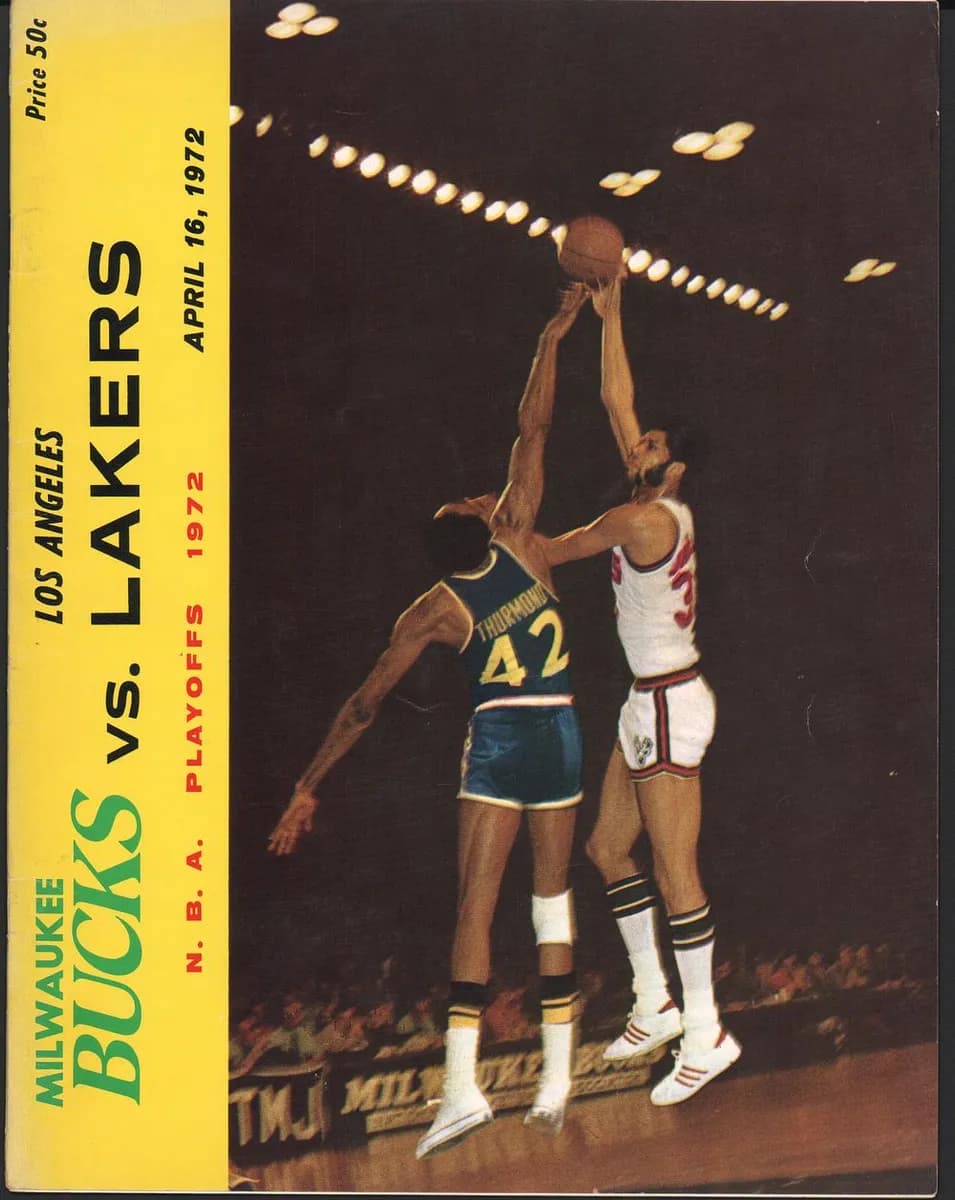 1972 NBA Playoffs Program, Bucks vs Lakers, Kareem, Oscar Robertson, Wilt Chamberlain (Game 4)