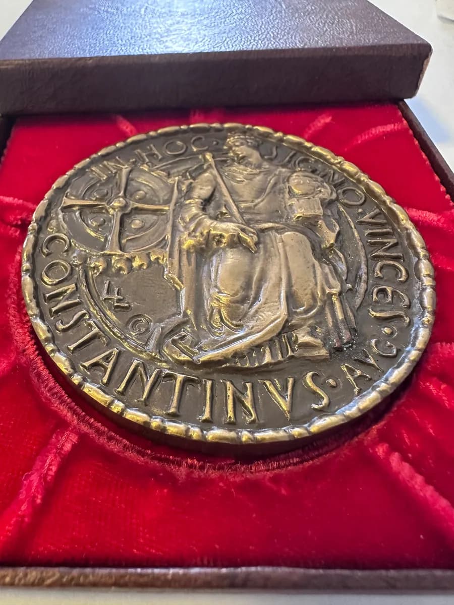 Society of Medalists 61st Issue "Roma Aeterna" Bronze Medal by Leo Lentelli, 1960, Romulus and Remus, Constantine, 73 mm, Boxed 4