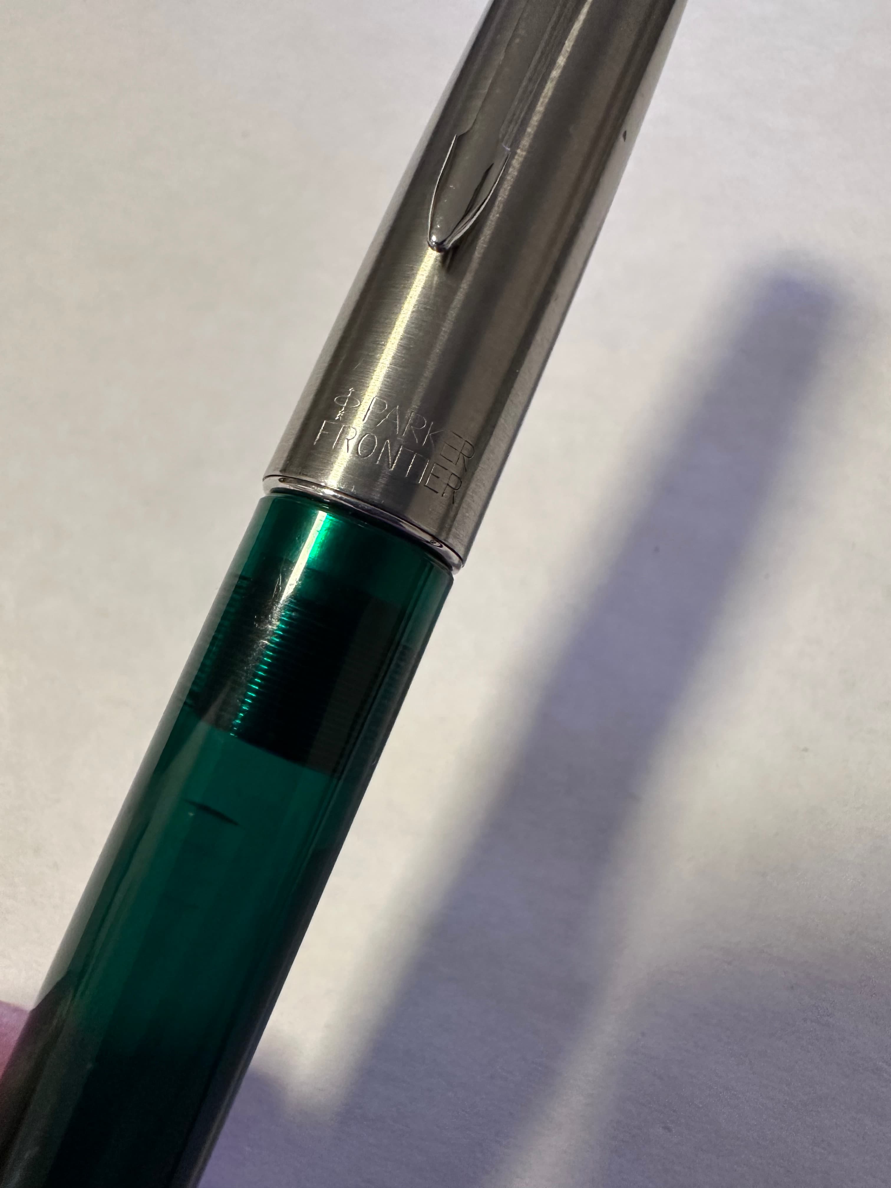 Parker Frontier Fountain Pen - Green Barrel 4