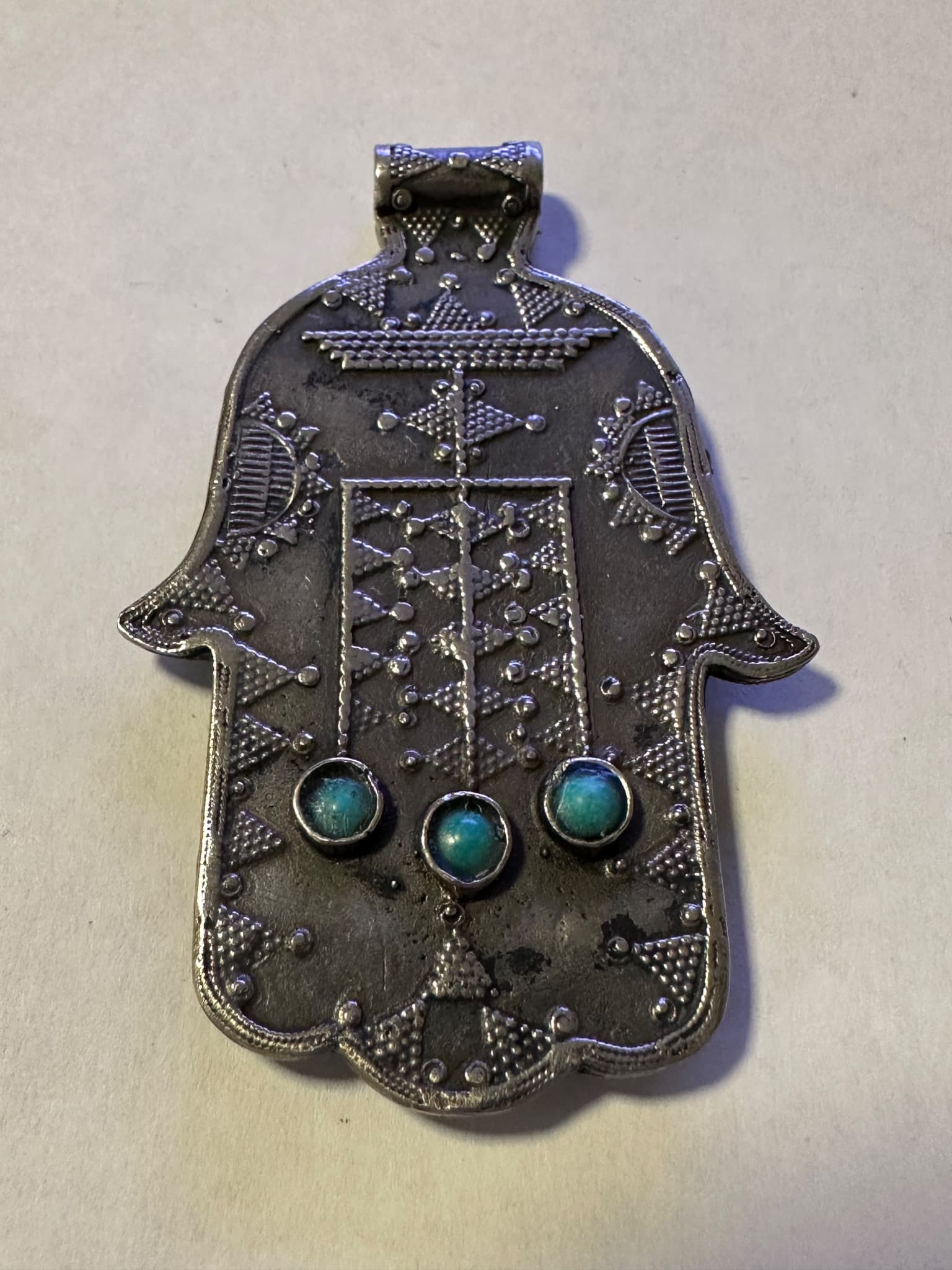 Middle Eastern Hamsa hand pendant 2