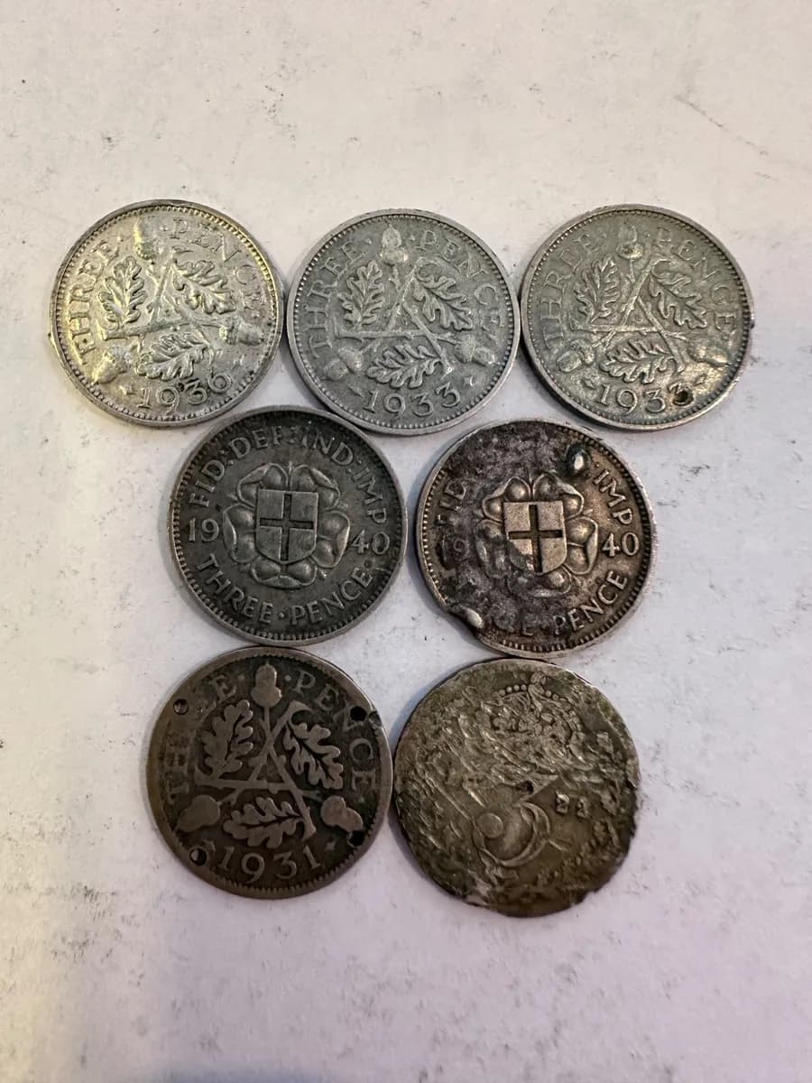 Lot of 7 British Silver Threepence Coins 1922 1931 1933 1936 1940, George V & George VI (.500 Silver)