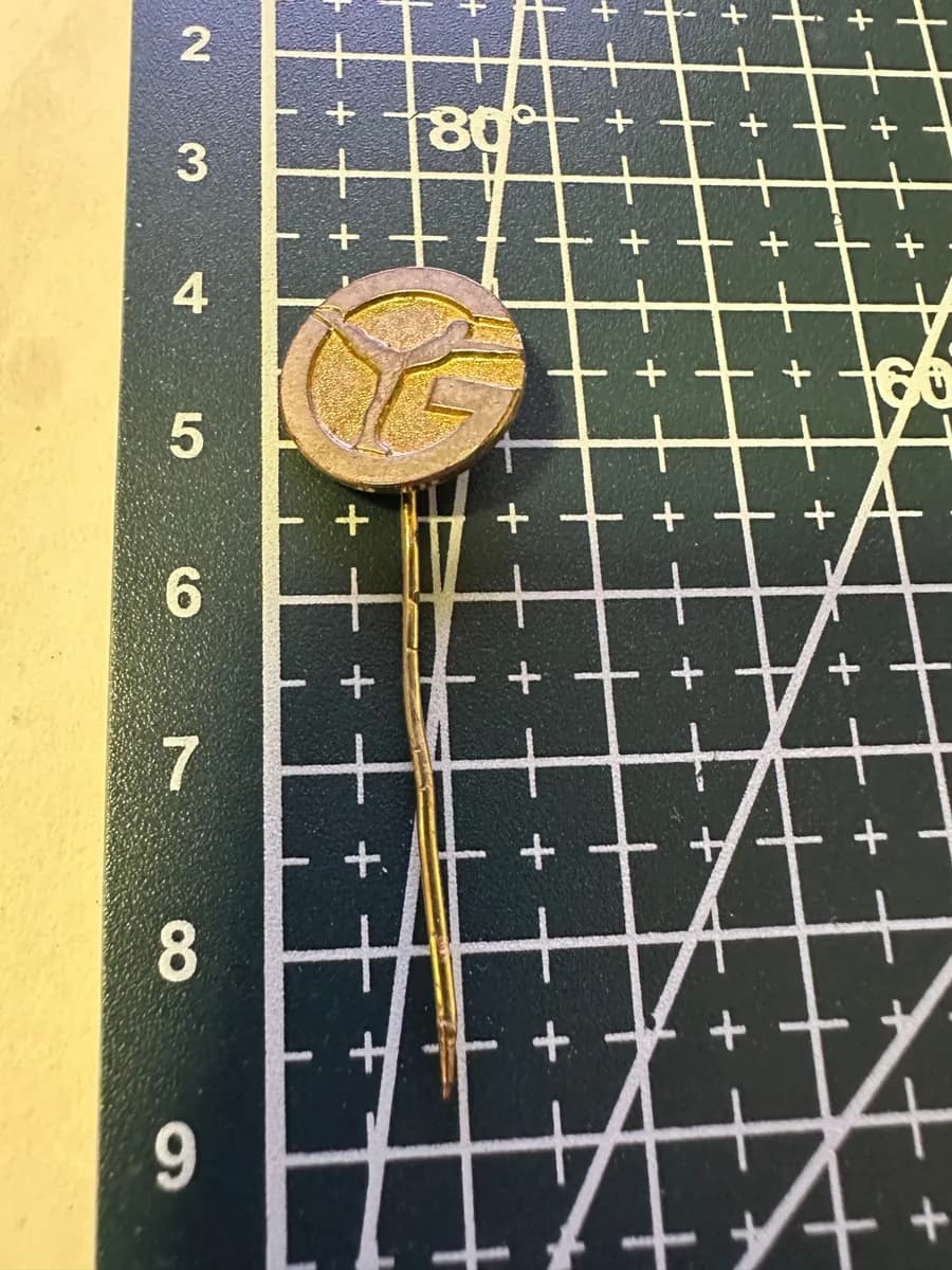 Vintage Figure Skating Sports Stick Pin
