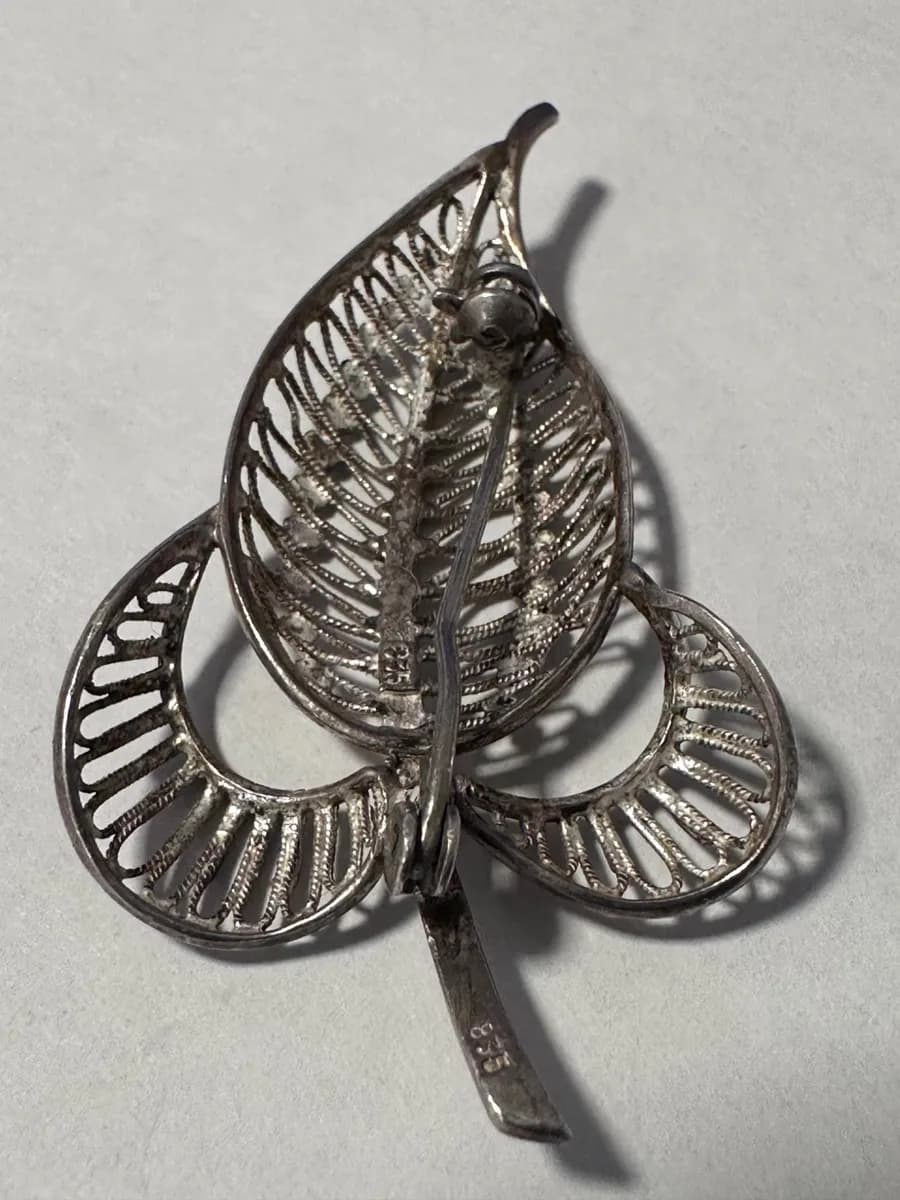 Vintage 835 Silver Filigree Leaf Brooch Pin - Handcrafted Continental Silver 3