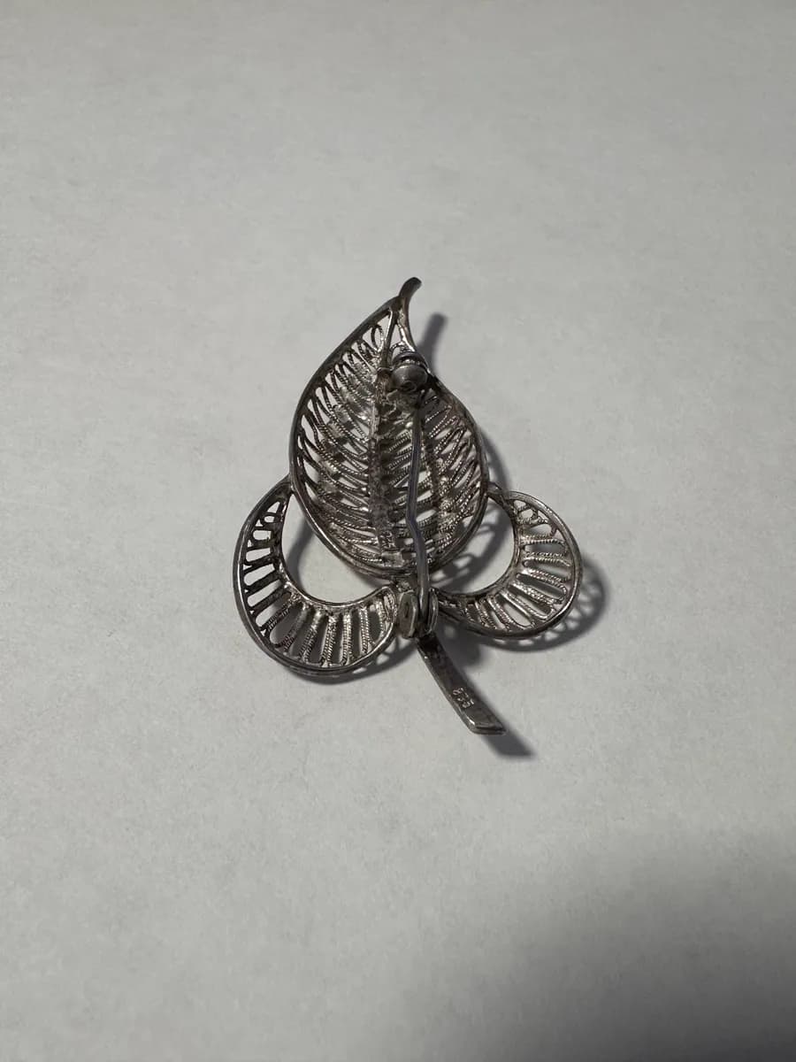 Vintage 835 Silver Filigree Leaf Brooch Pin - Handcrafted Continental Silver 2