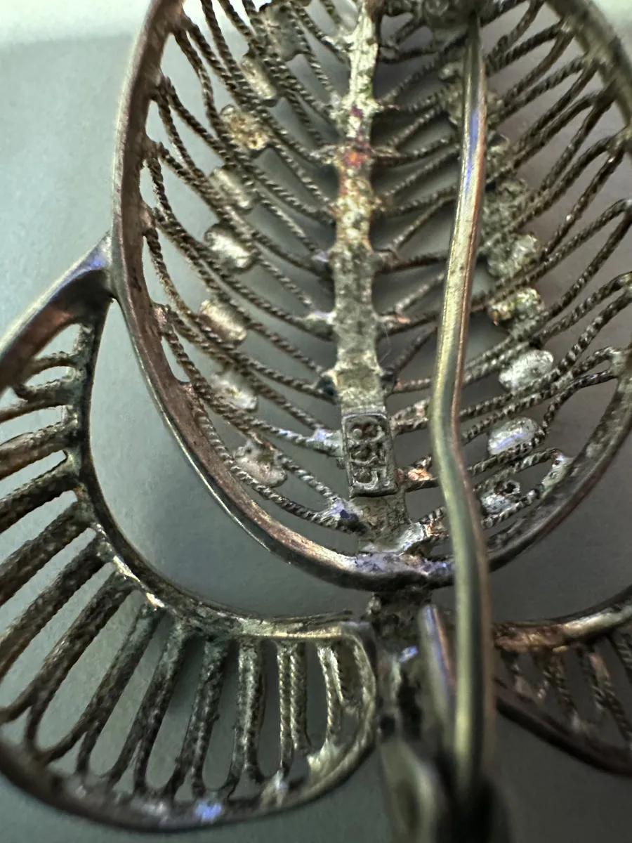 Vintage 835 Silver Filigree Leaf Brooch Pin - Handcrafted Continental Silver 4