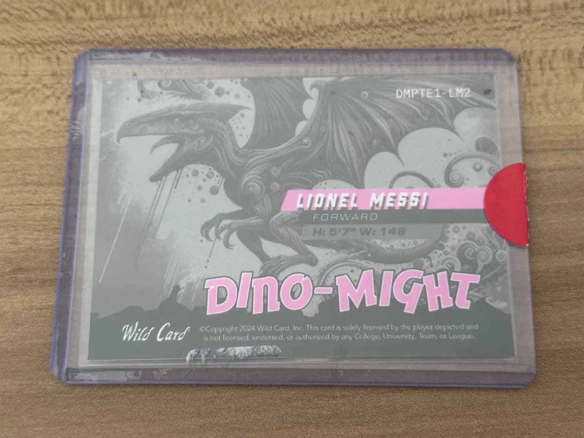 Lionel Messi Dino-Might /9 - Aluminations - Case Hit - Miami - Soccer Insert Card 3