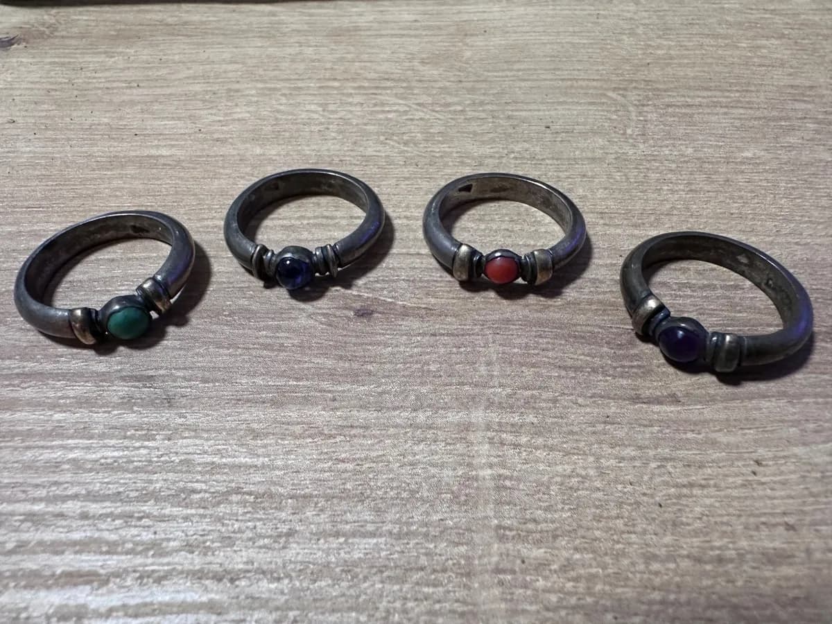 Set of 4 Vintage Silver Rings with Gemstone Cabochons