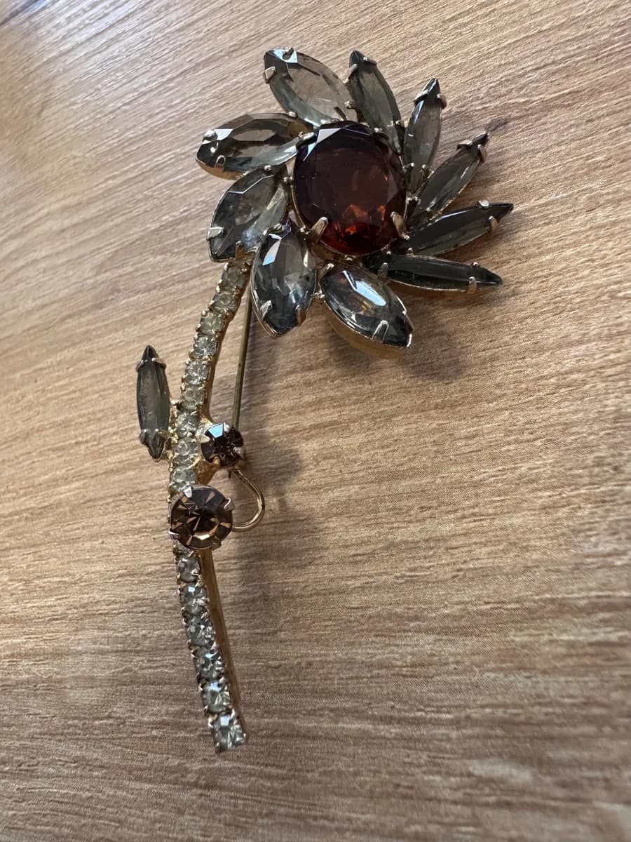 Vintage Czechoslovakian Rhinestone Flower Brooch, c. 1930s–1950s 2