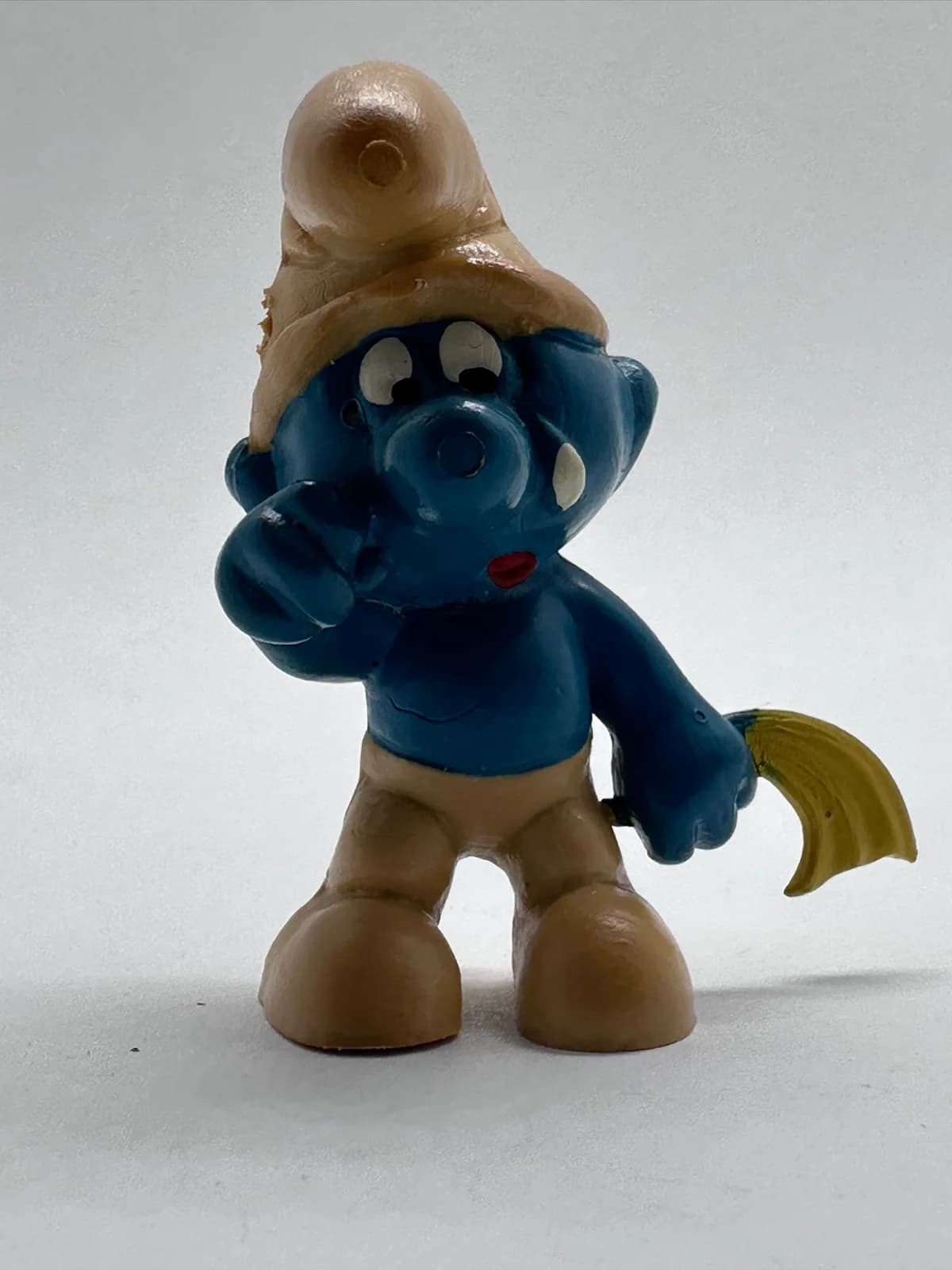 Vintage Schleich Crying Smurf 20018 with Yellow Tissue - Peyo W. Germany