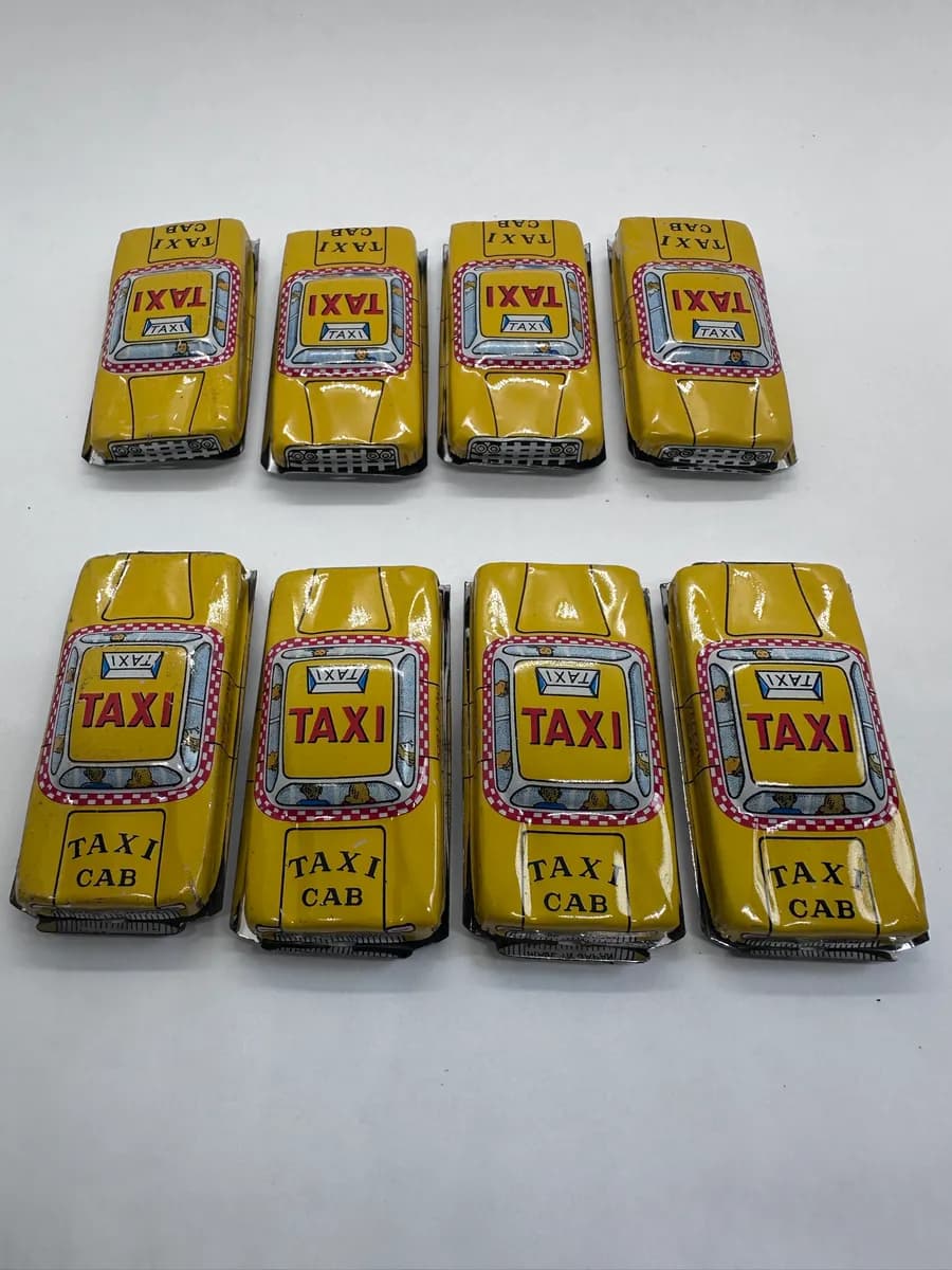 Vintage 1960s Japanese Tin Litho Yellow Cab Taxi Toy Car, Made in Japan 4