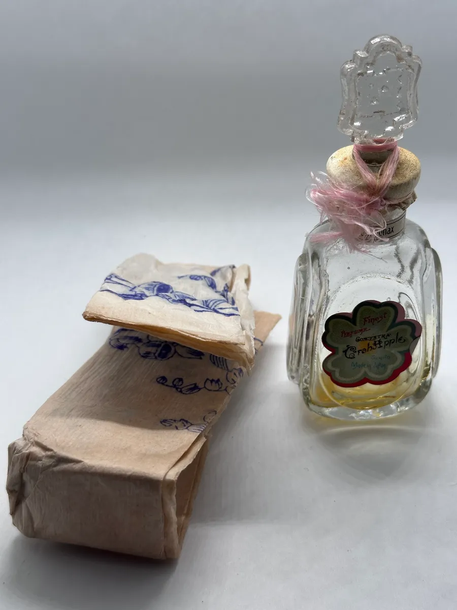 Antique Japanese Perfume Bottle, S. Nonomura Crab Apple, Taisho Era (Original Box) 2