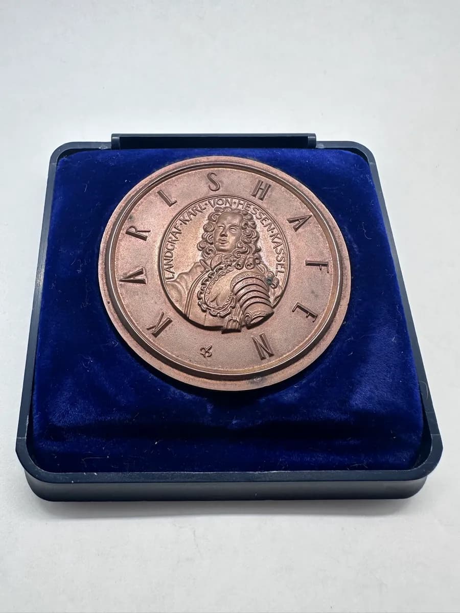 Bad Karlshafen 300th Anniversary Huguenot Bronze Medal 1699-1999 by Victor Huster 4