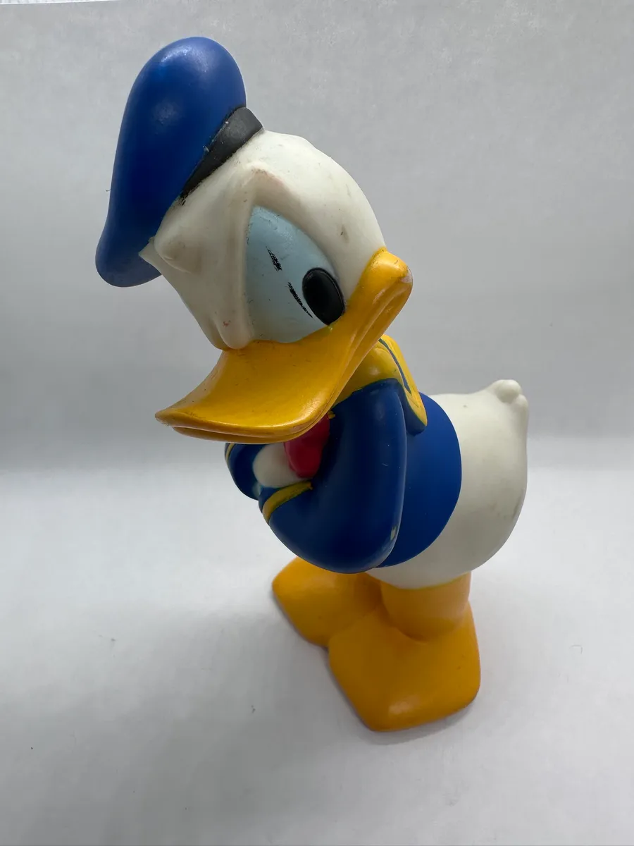 Vintage Disney Donald Duck Squeeze Toy Figure, Sailor Suit, Arms Crossed, 14 cm 3