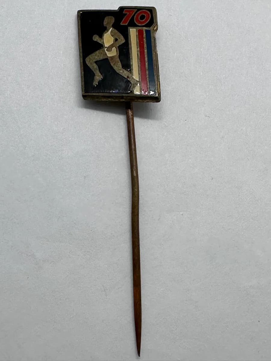1967 Czechoslovakia Athletics Association 70th Anniversary Commemorative Pin 2