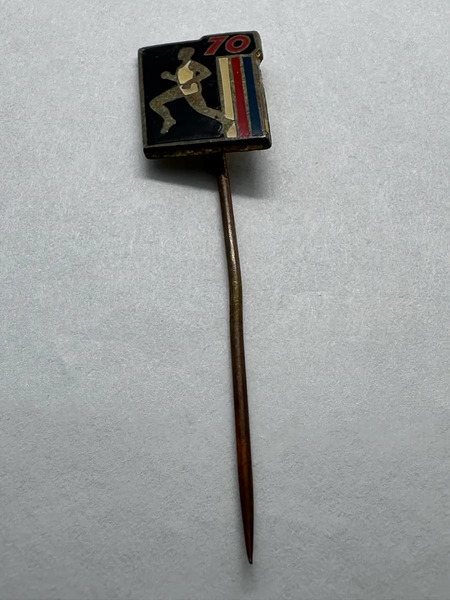 1967 Czechoslovakia Athletics Association 70th Anniversary Commemorative Pin 3