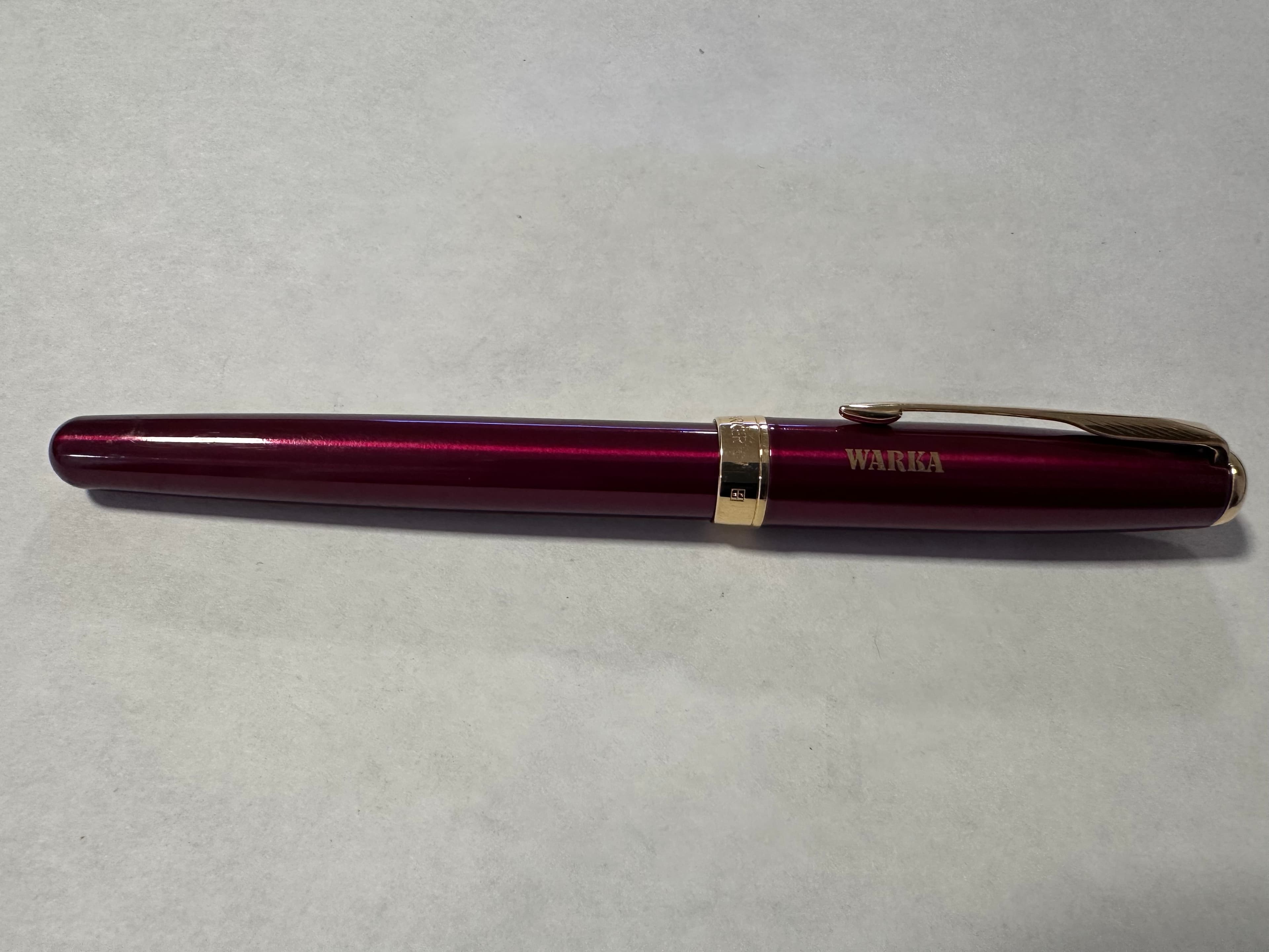 Parker Sonnet Fountain Pen - 18K Gold Nib - Red Lacquer