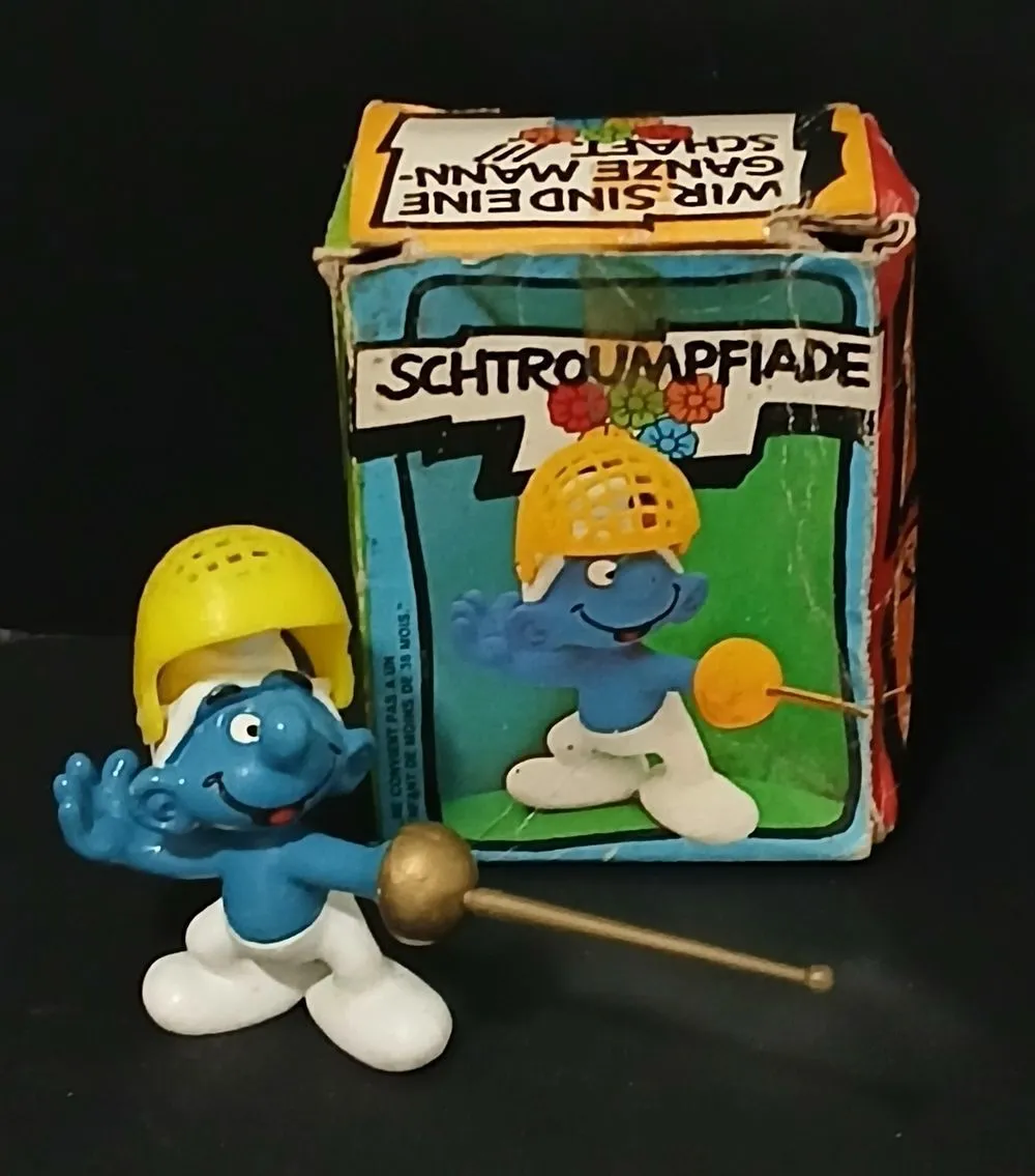 Vintage Schleich Smurf Fencer Figure with Box - Schtroumpfade - W. Germany - Peyo - Art 4.0504