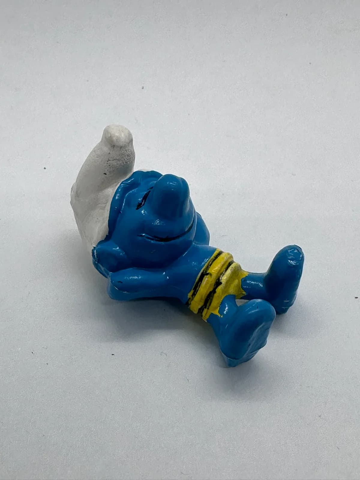 Vintage Schleich Sunbathing Smurf in Yellow Trunks - Peyo W. Germany PVC Figure
