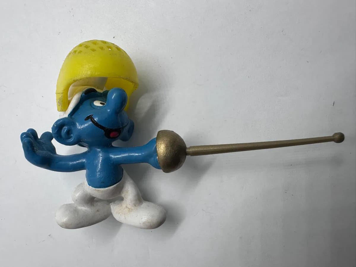 Vintage Schleich Smurf Fencer Figure with Box - Schtroumpfiade - W. Germany - Peyo - Art 4.0504